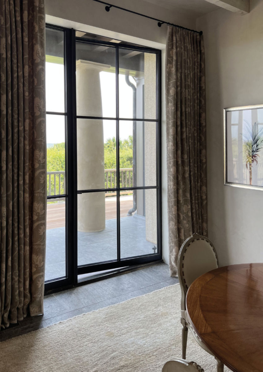 Exclusive Entrance Door Design for Luxury Residences