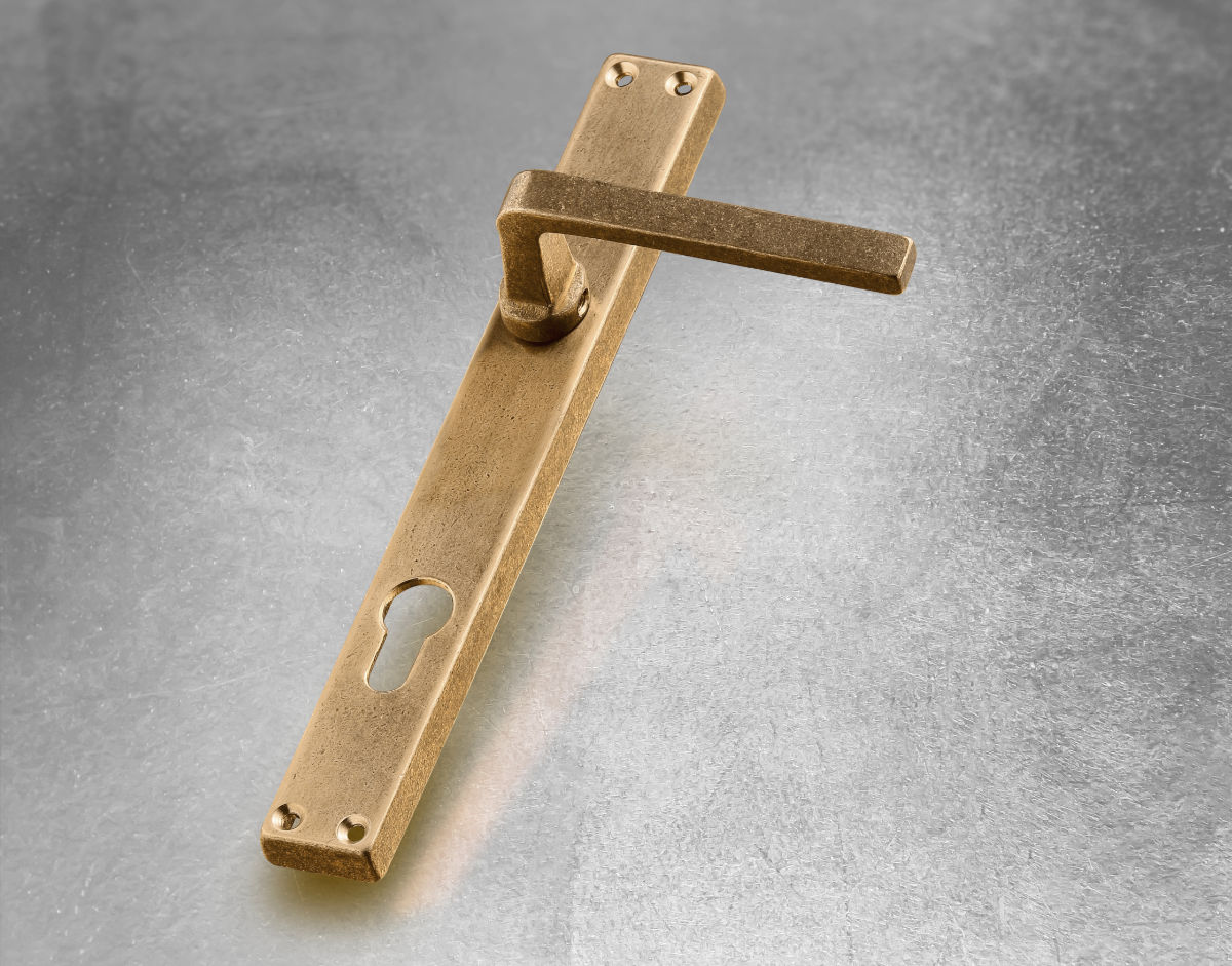 Pisa luxury handle collection for architectural designs